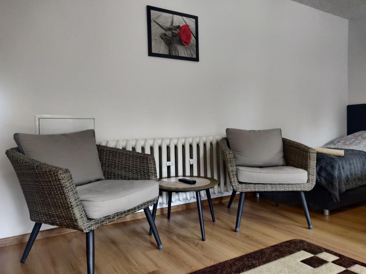 Noclegi-Splywy Bugiem Slawatycze Exterior foto