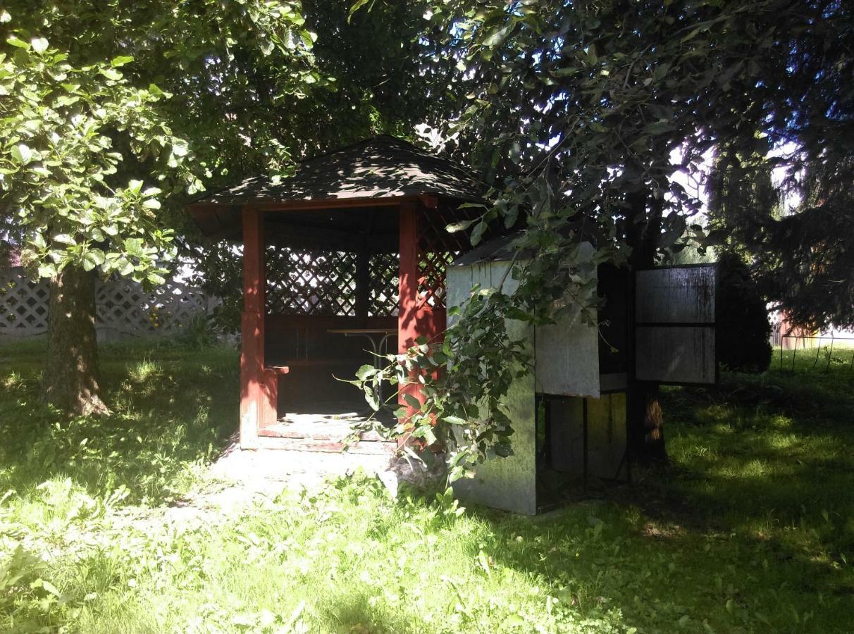 Noclegi-Splywy Bugiem Slawatycze Exterior foto