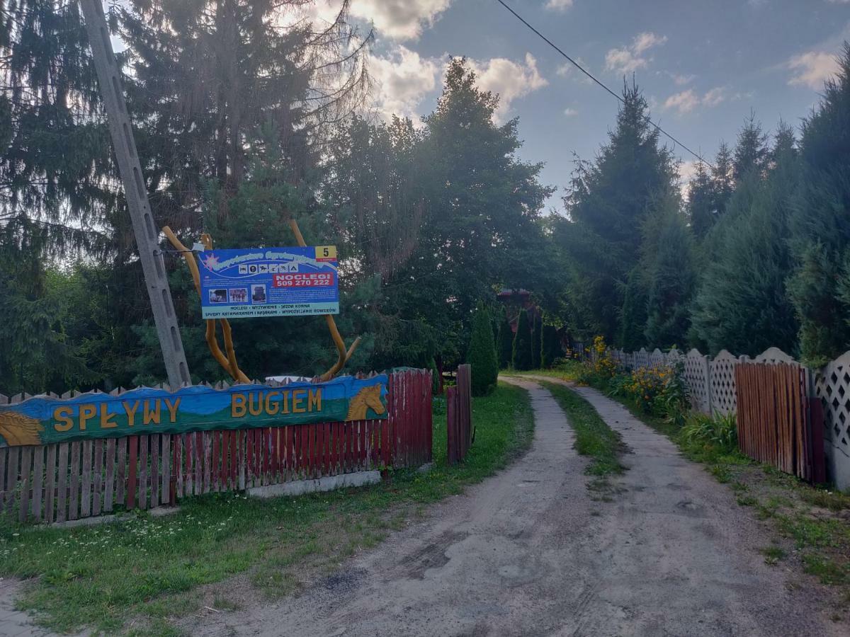 Noclegi-Splywy Bugiem Slawatycze Exterior foto
